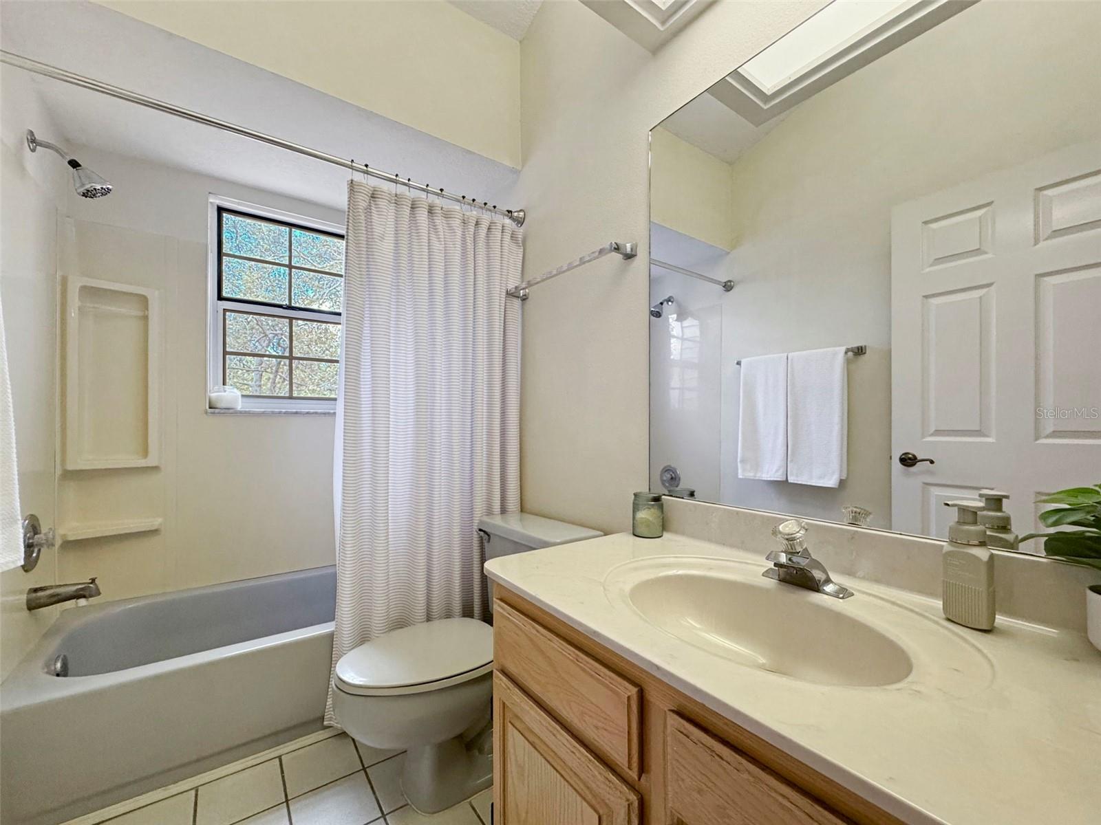 2nd floor full bath