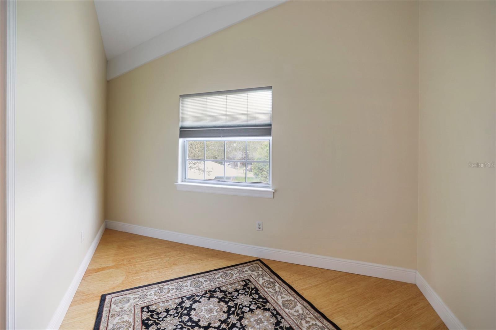 Extra room, convert to walk-in close or office space