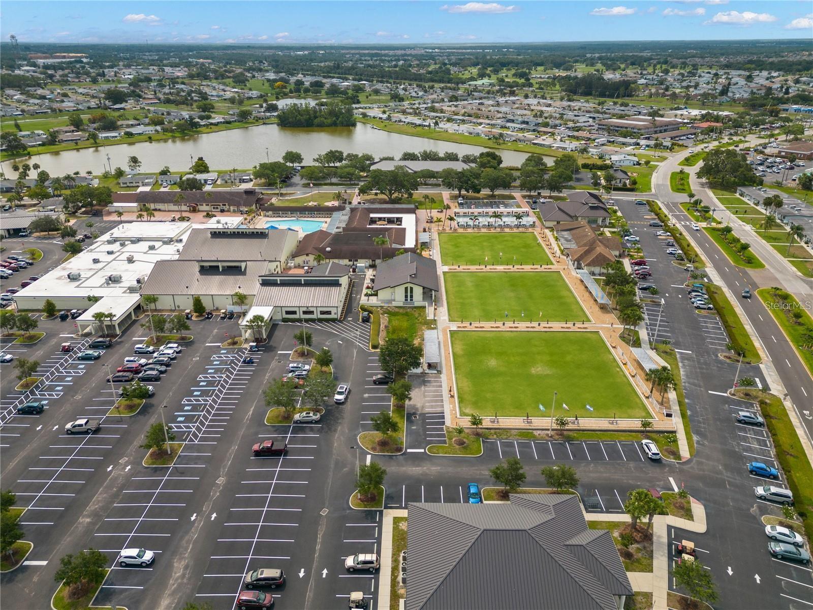 Sun City Center Amenities