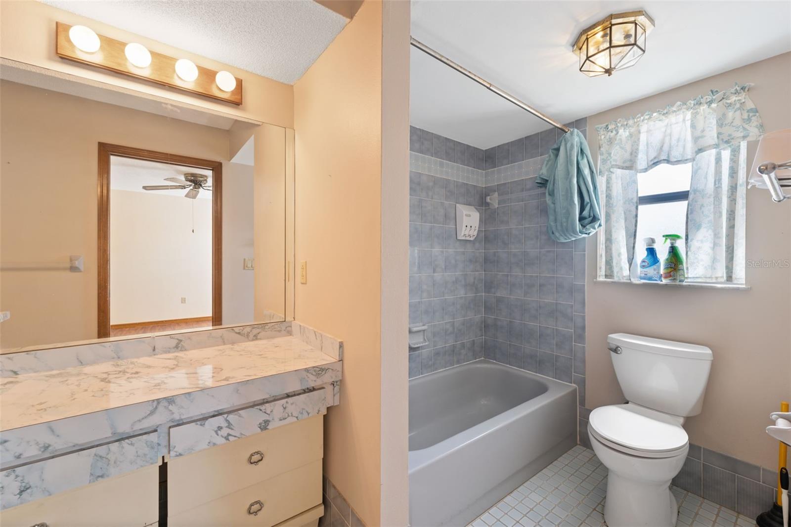 Guest bath!