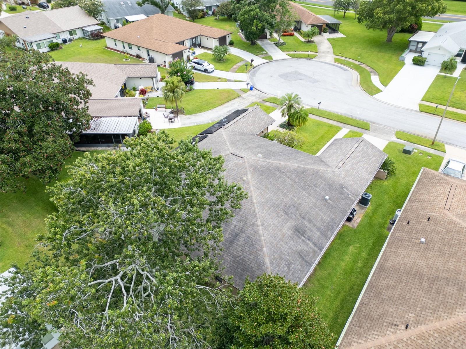 VILLA IS LOCATED IN A QUIET CUL-DE-SAC