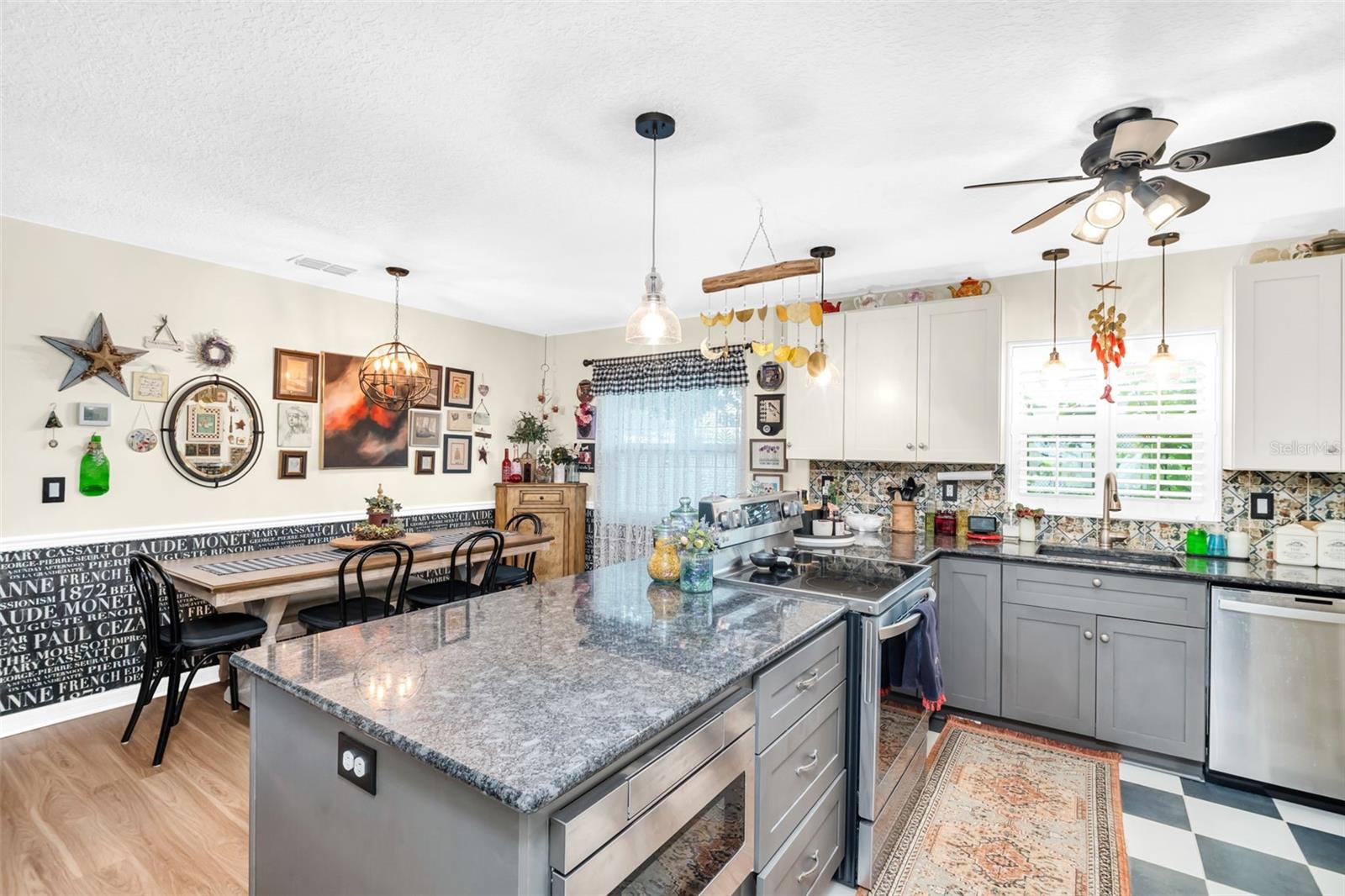 LARGE OPEN DINING SPACE