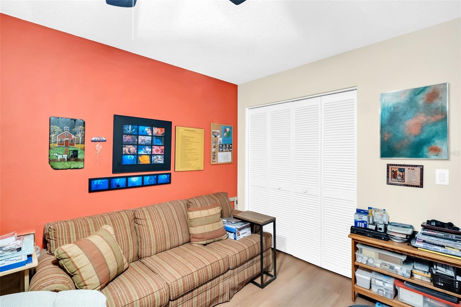 LARGE CLOSET