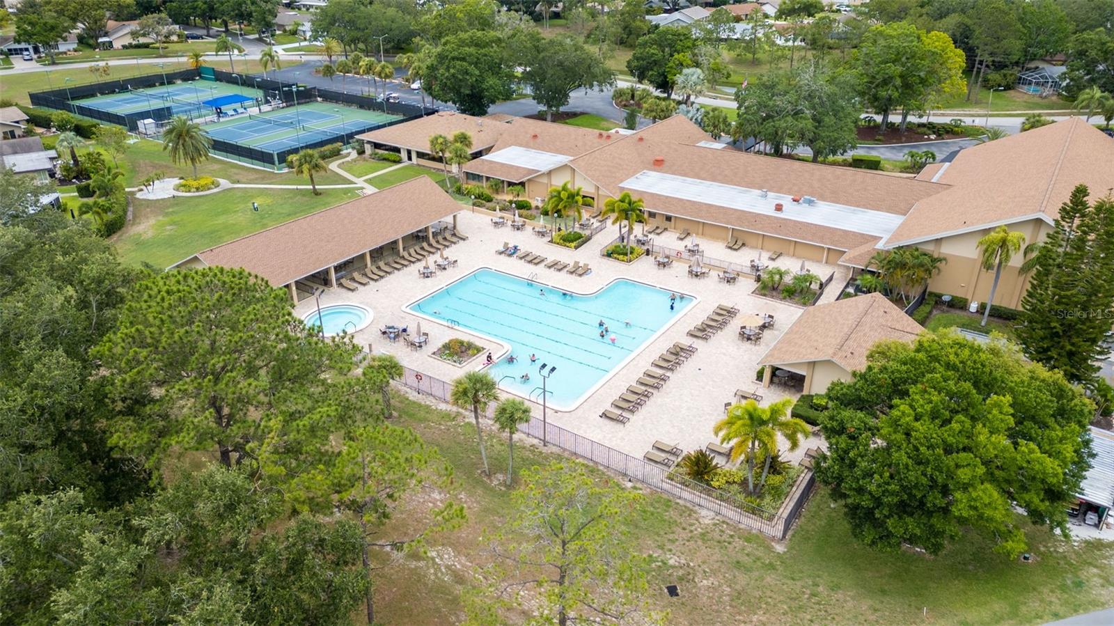 TENNIS/PICKLEBALL COURTS WITH NIGHT LIGHTING