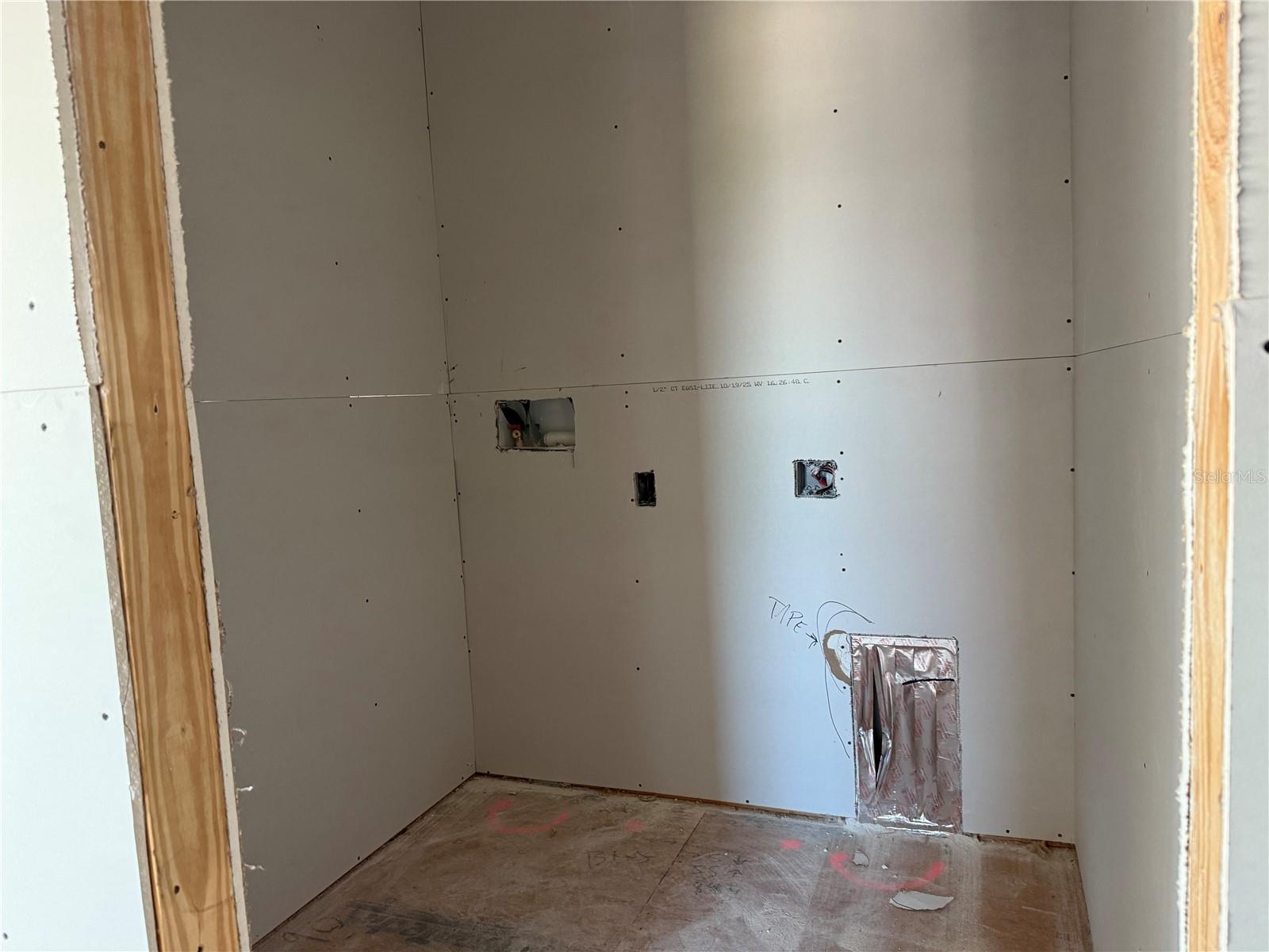 Convenient 2nd floor Laundry Room