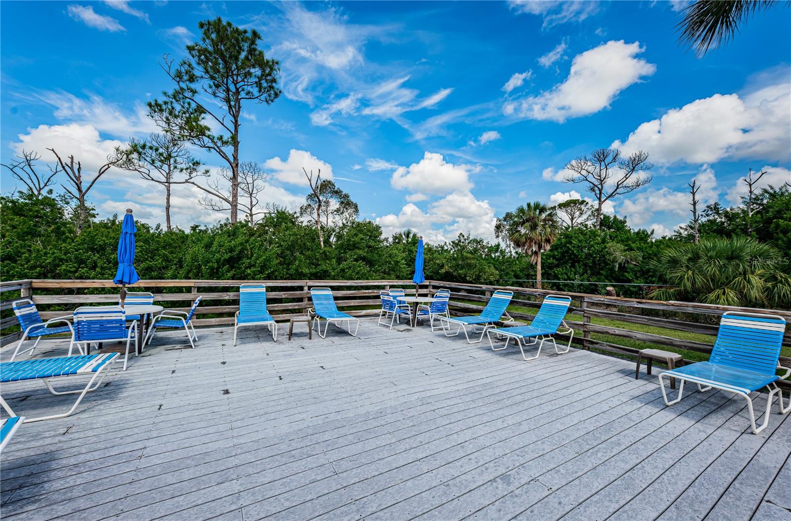 sundeck