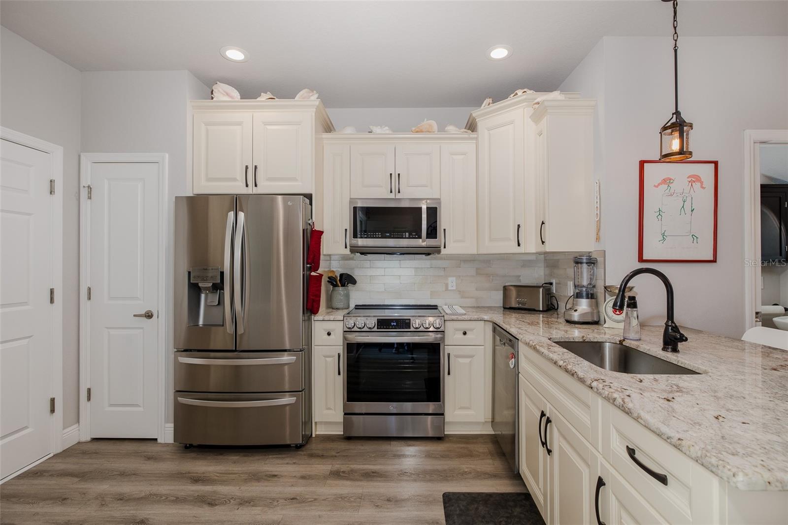 Side view of kitchen