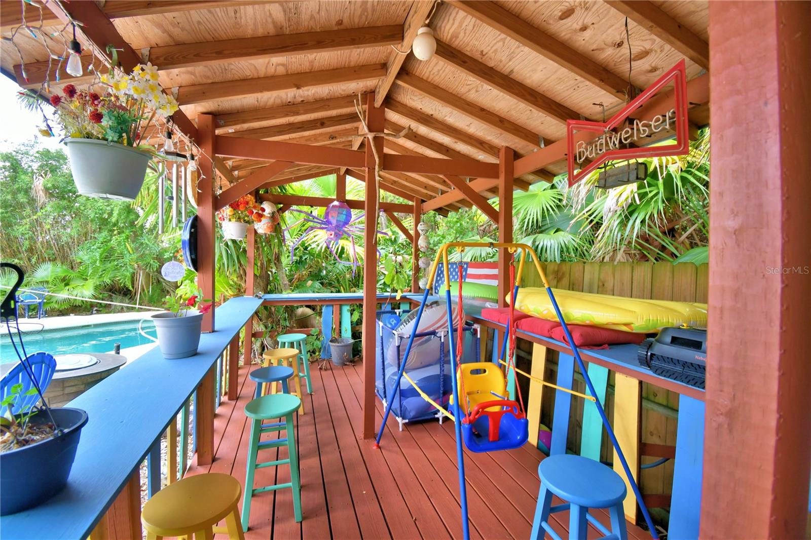 Tiki Bar Relaxation overlooking pool