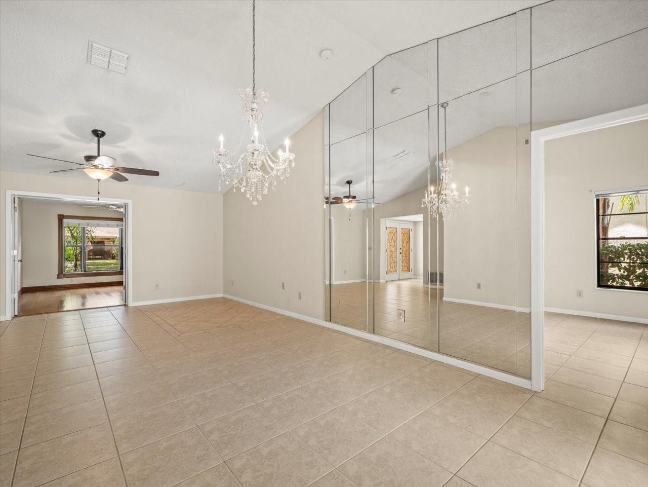 Dining & Family Room