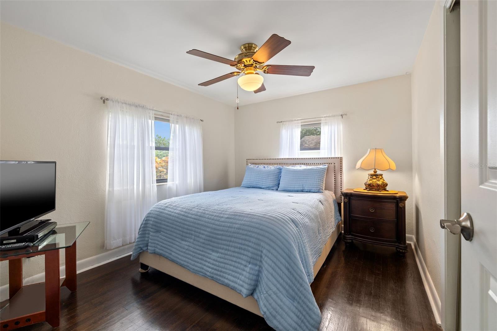 Primary bedroomn