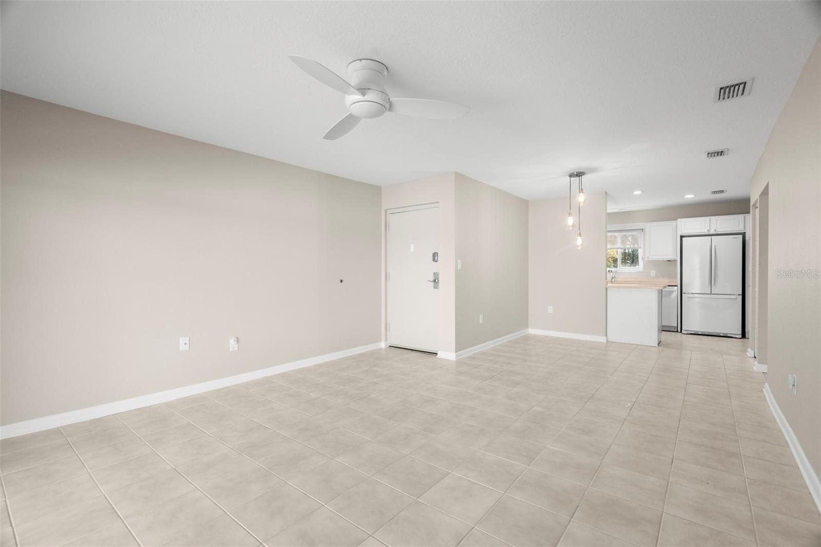 Gorgeous Interior- ALL NEW!!