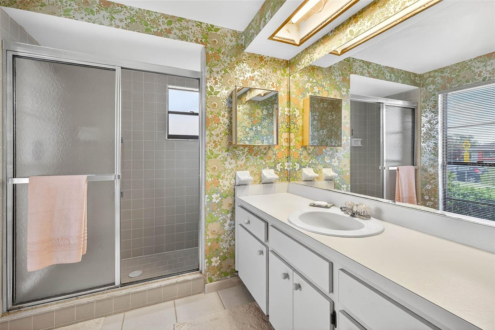 primary suite bath