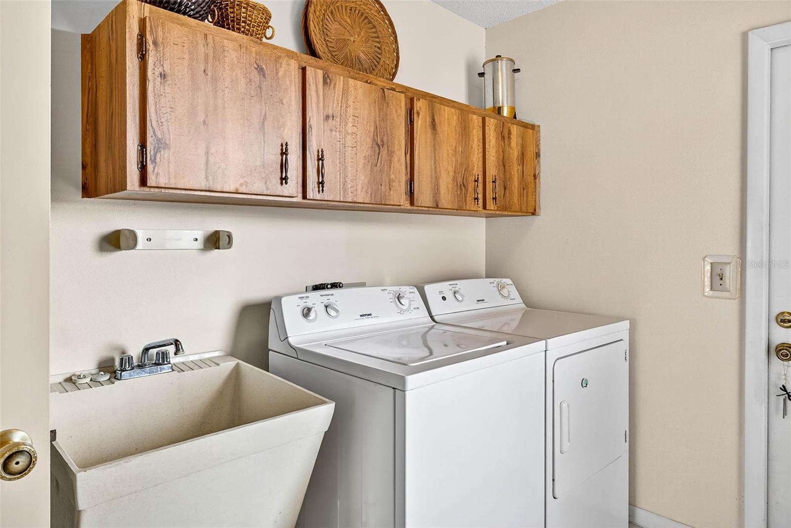 Utility room with sink