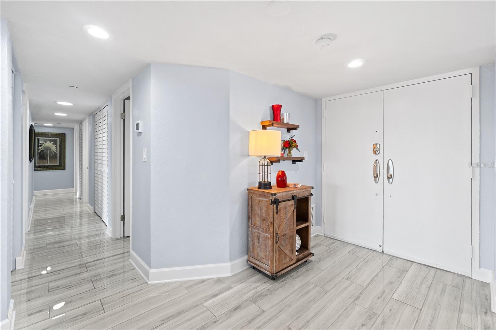 front door / entry