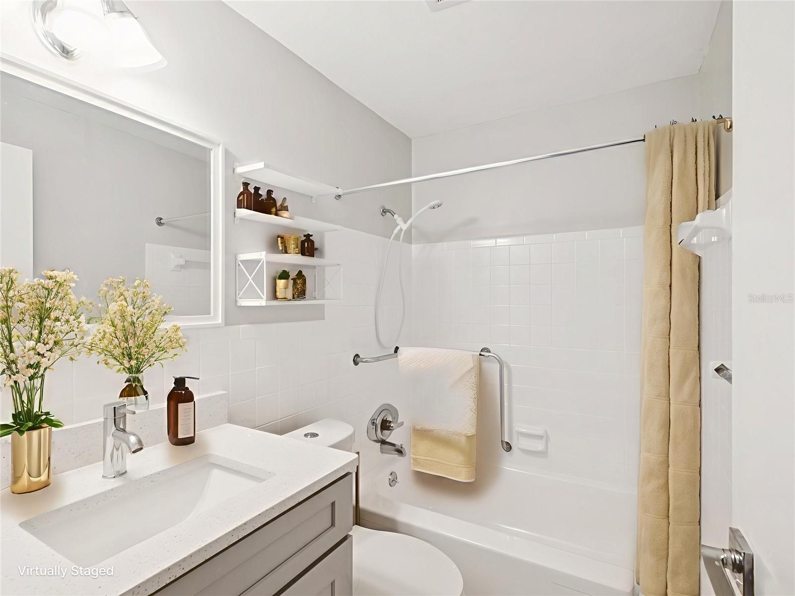 Virturally Staged Bath
