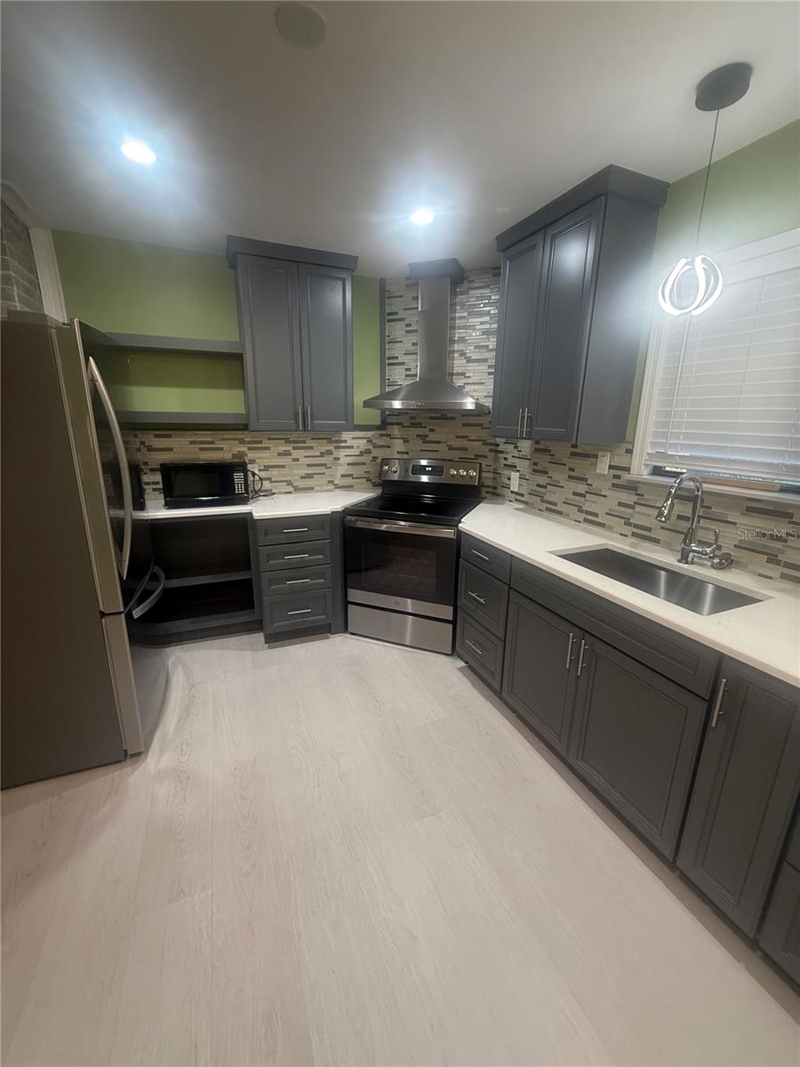 Lots of cabinet and counter space and newer appliances (2023)