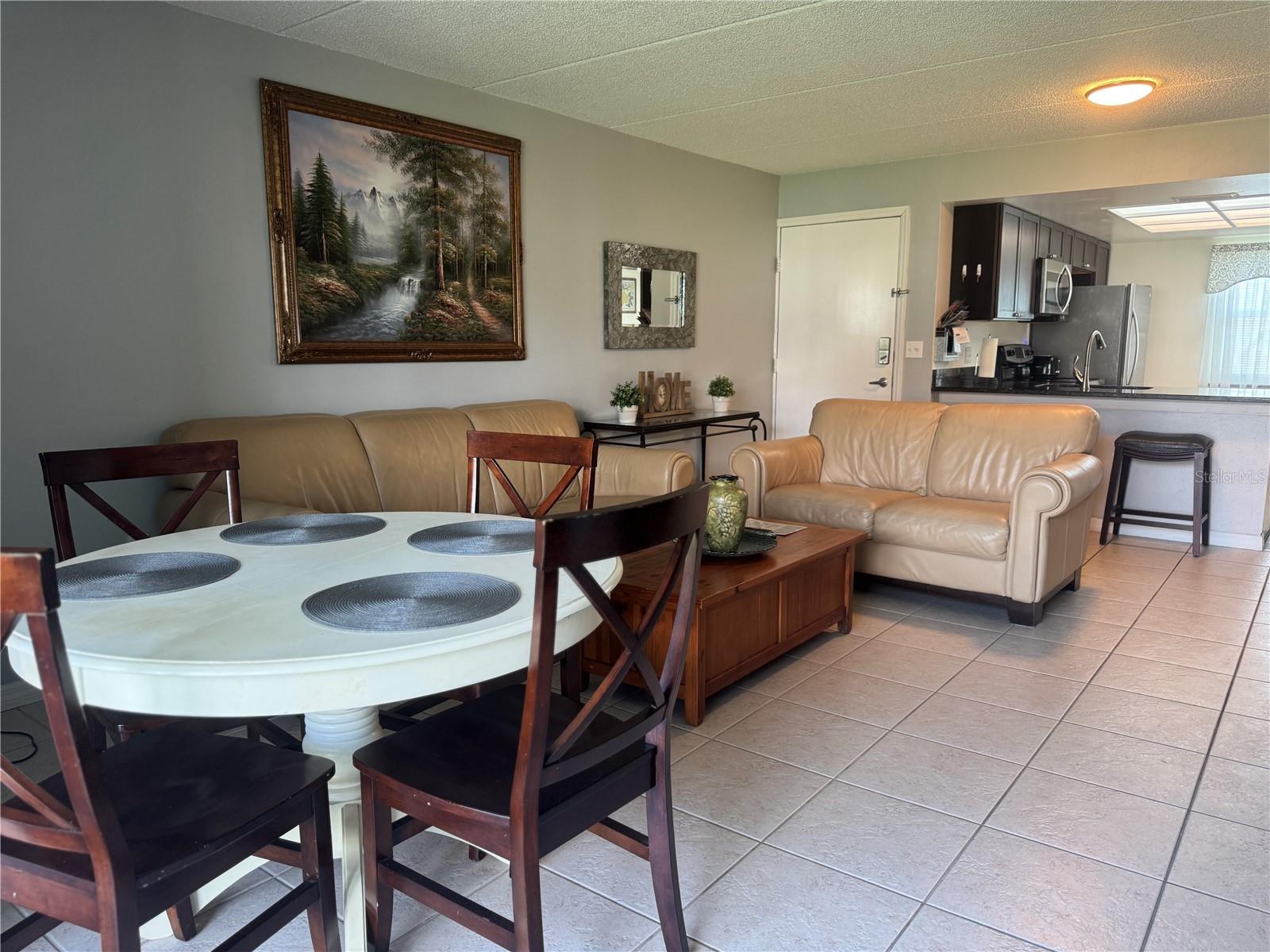 Open floor maximizes the space!