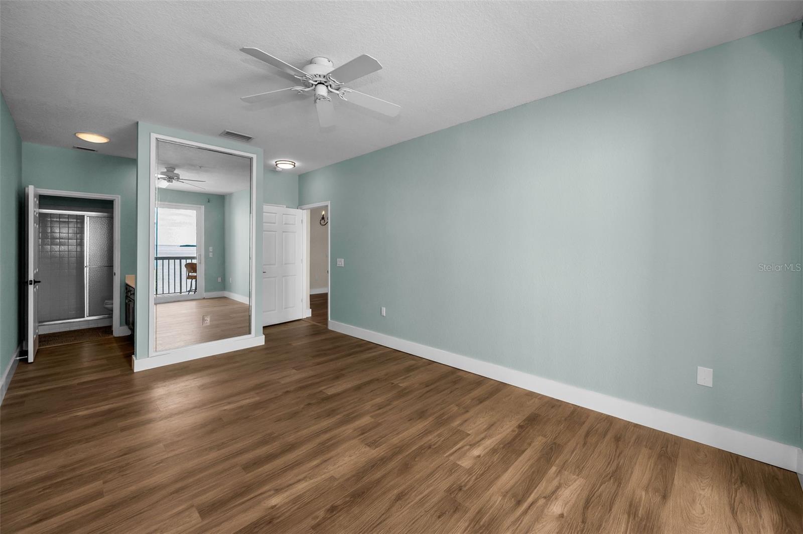 PRIMARY BEDROOM ENSUITE
