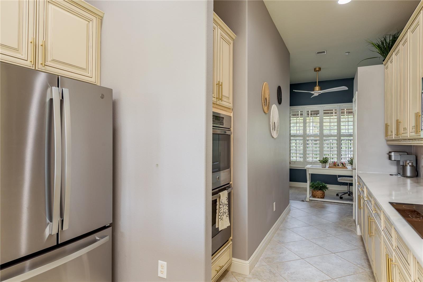 Double Oven and even more storage space!