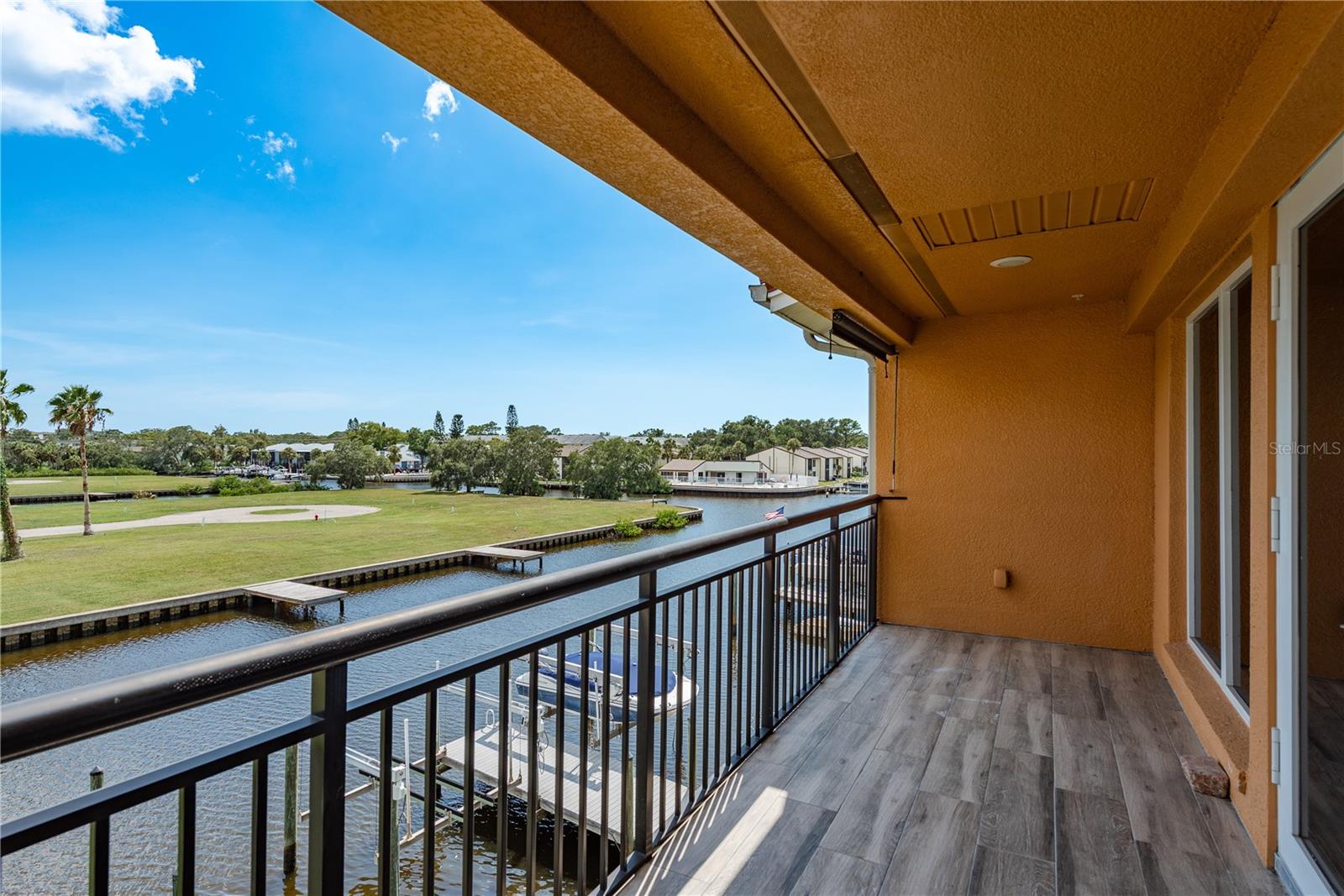 Master Private Balcony