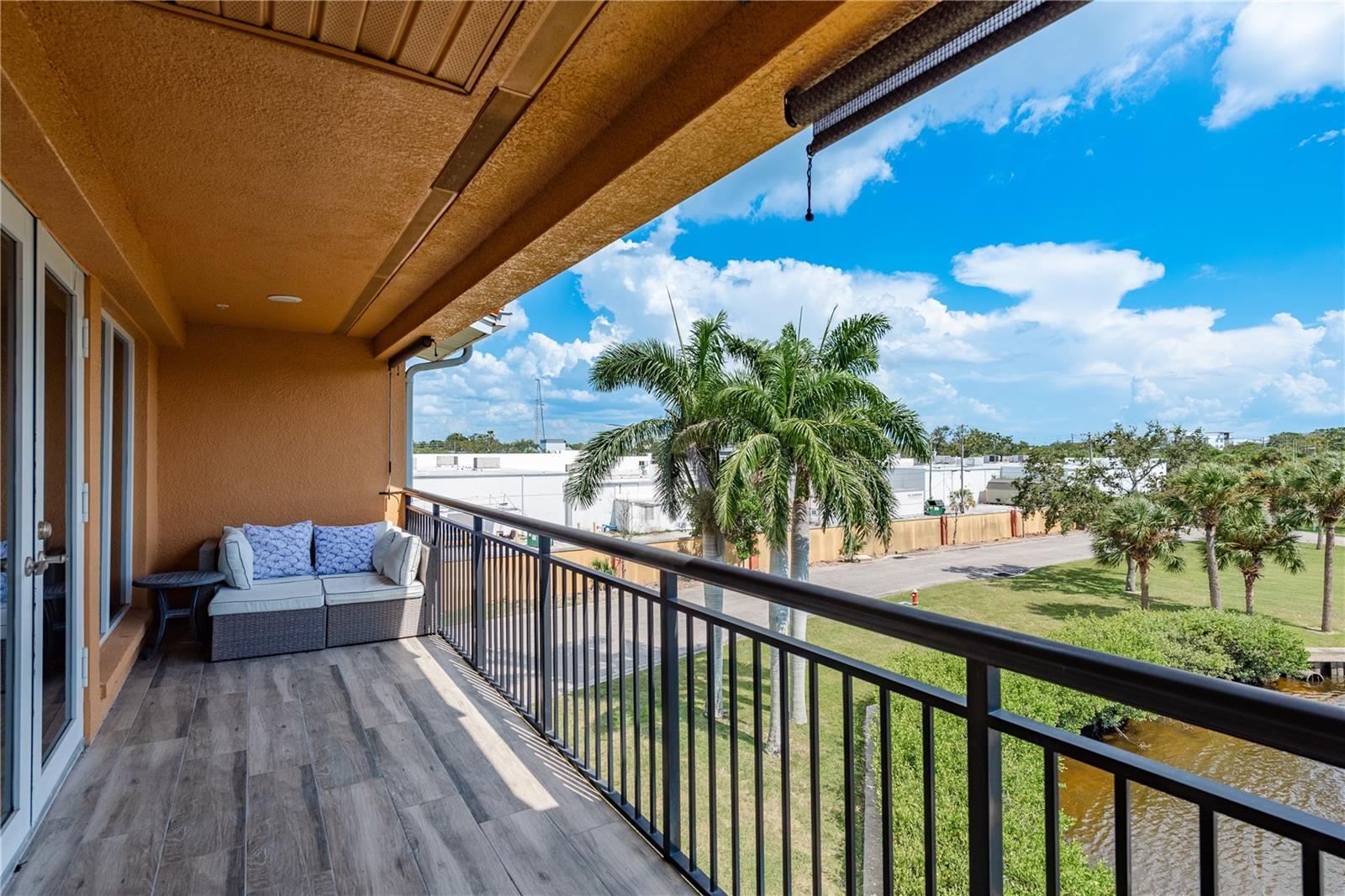 Master Private Balcony