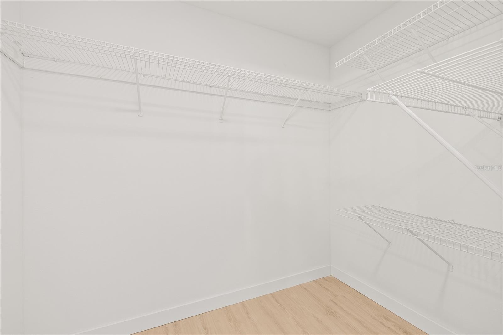 Walk in closet