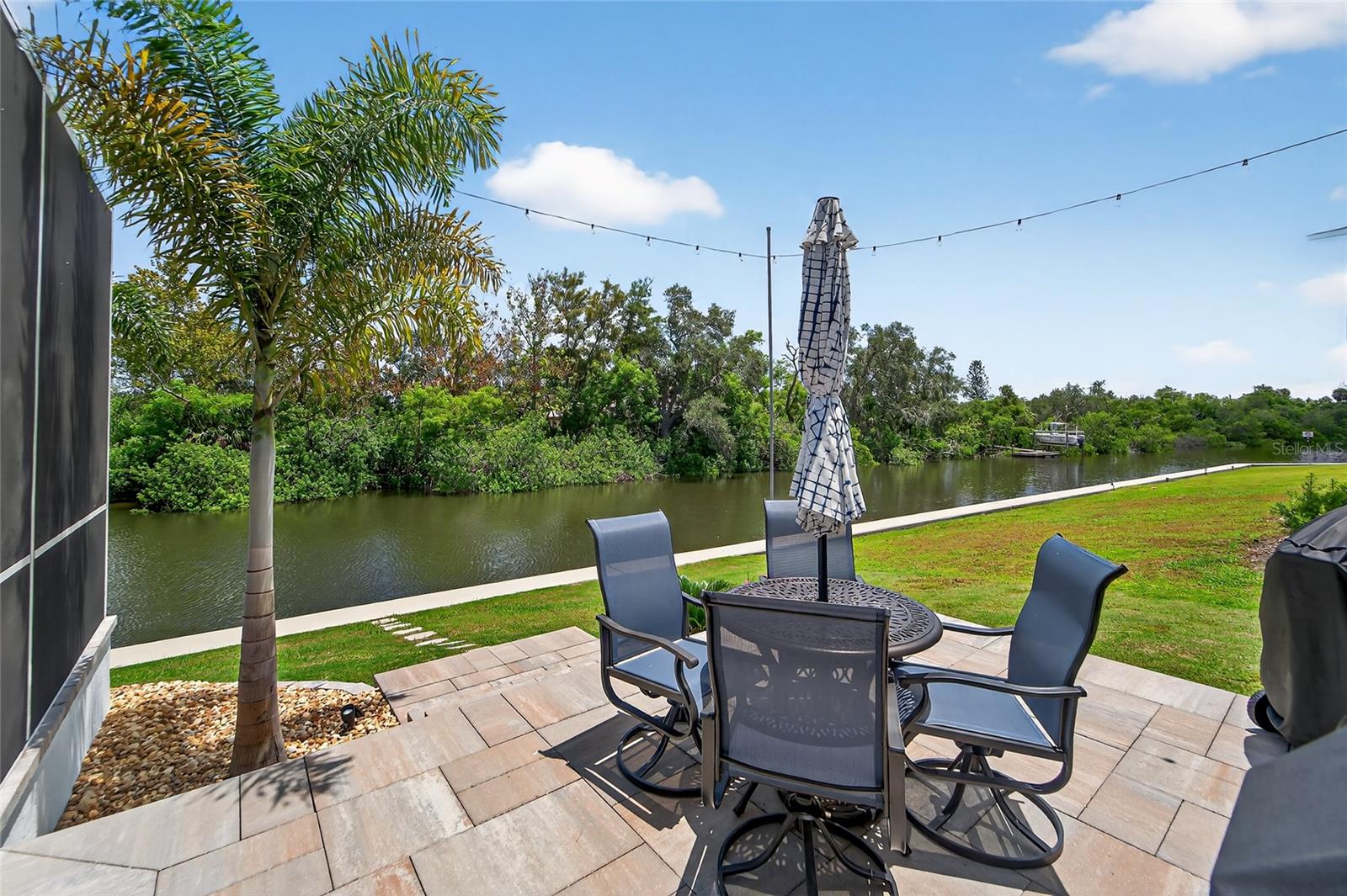 EXTENDED Patio