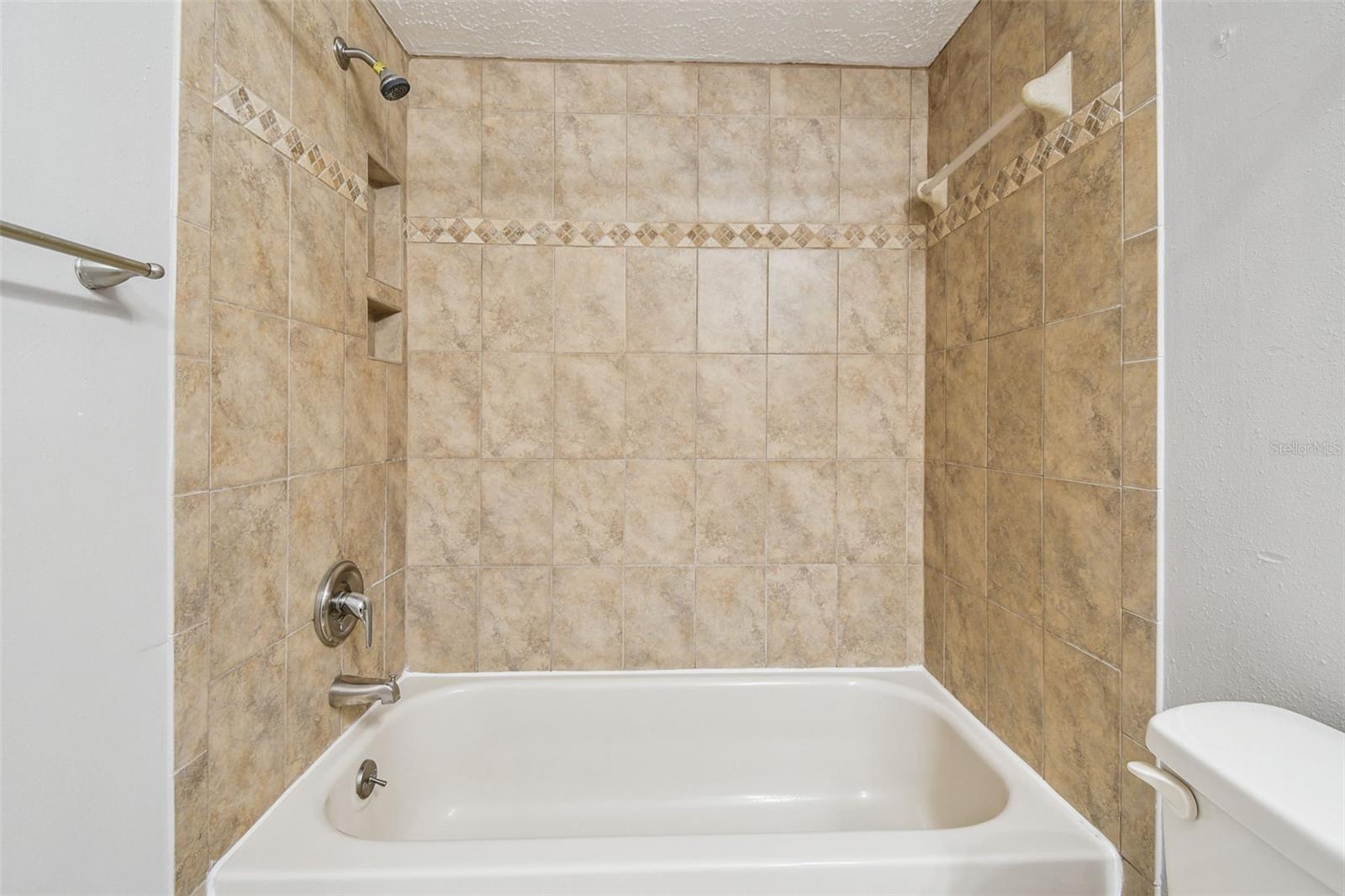 Bathroom 2 w/tub & shower