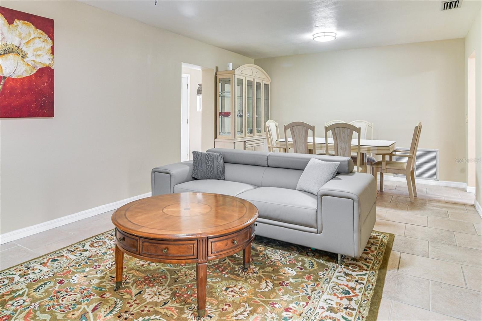 Living Room p1