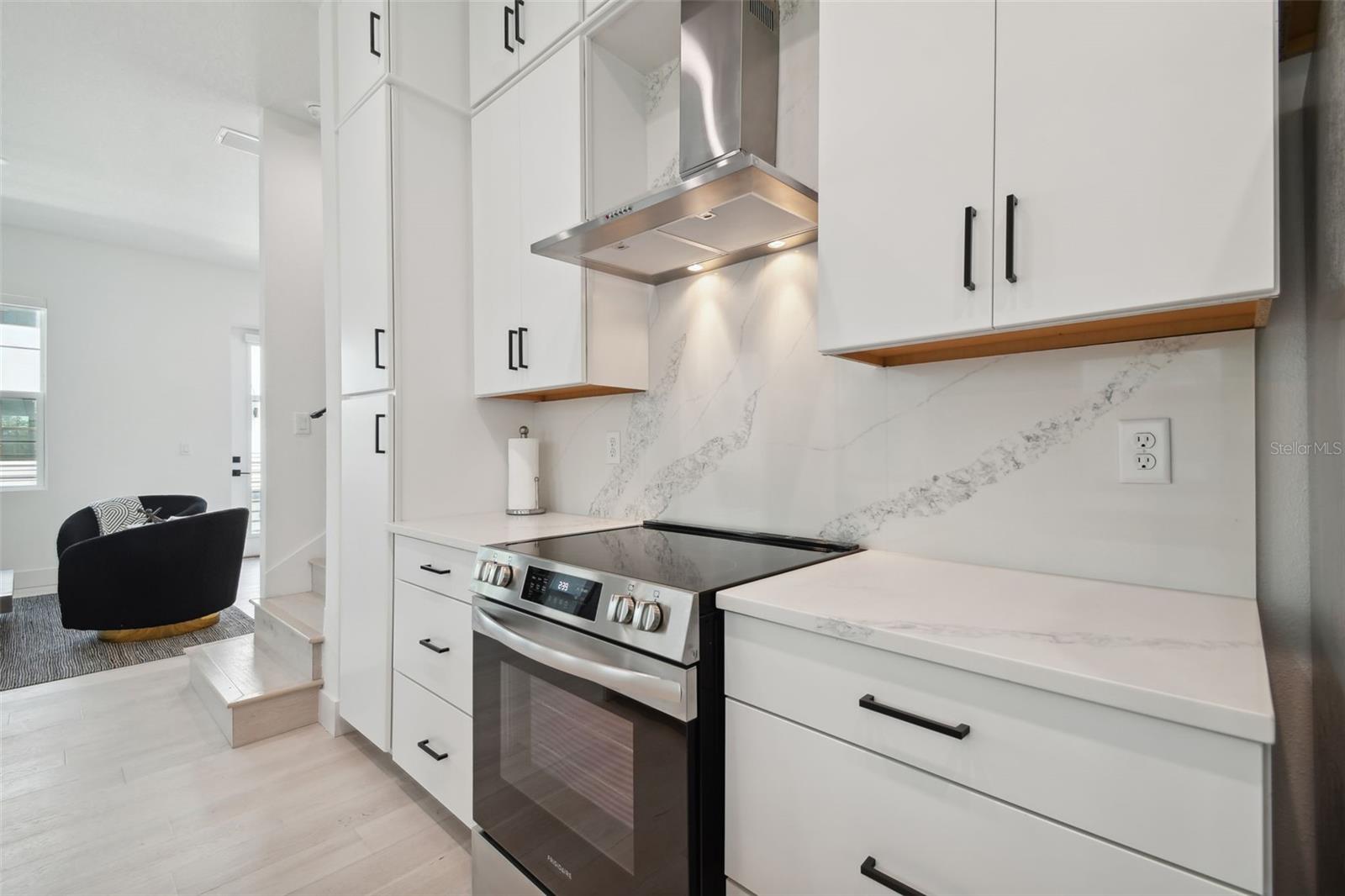 Kitchen - Level 2