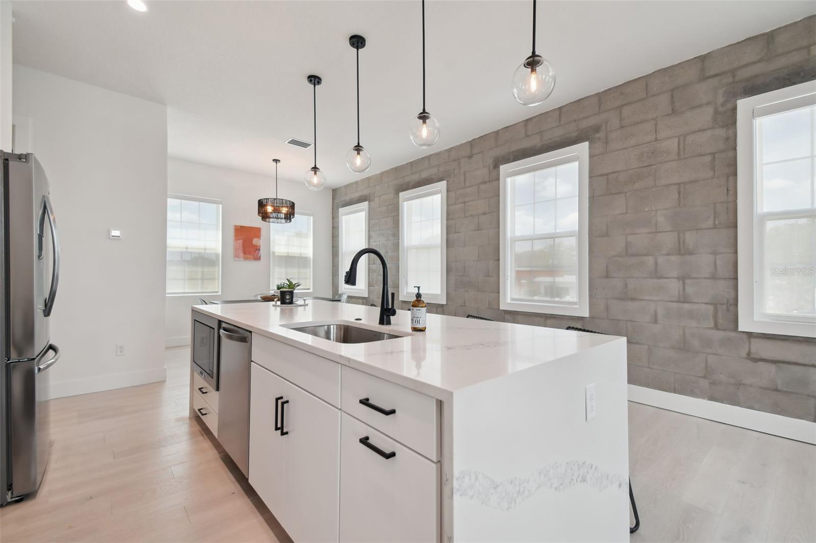Kitchen - Level 2