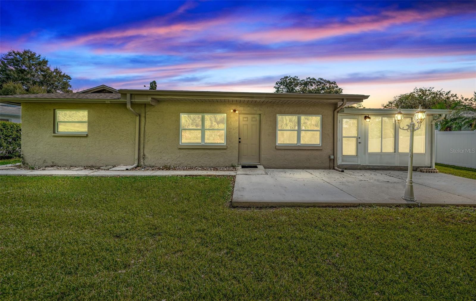Twilight Rear Exterior
