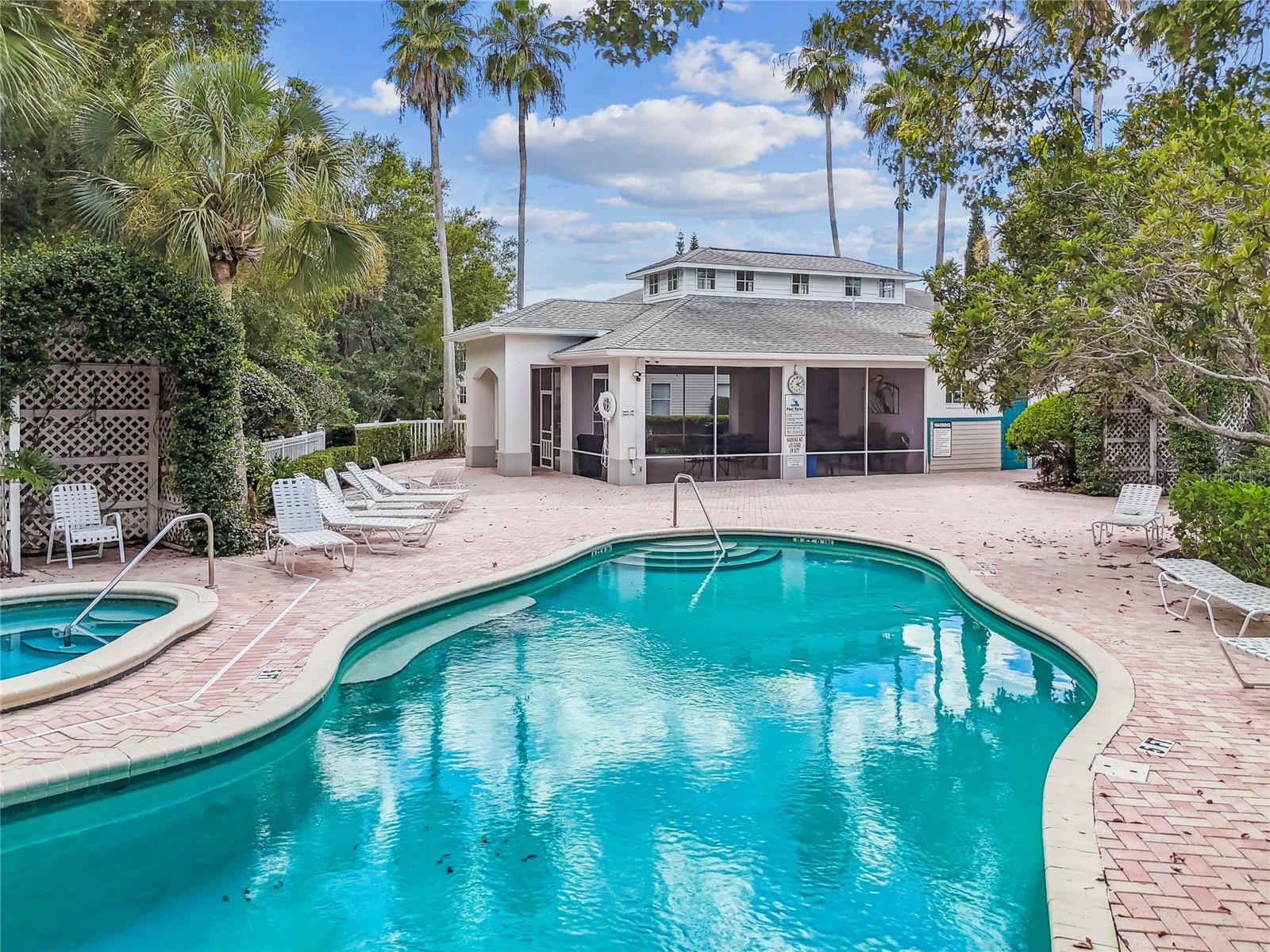 Pool/Spa/Clubhouse
