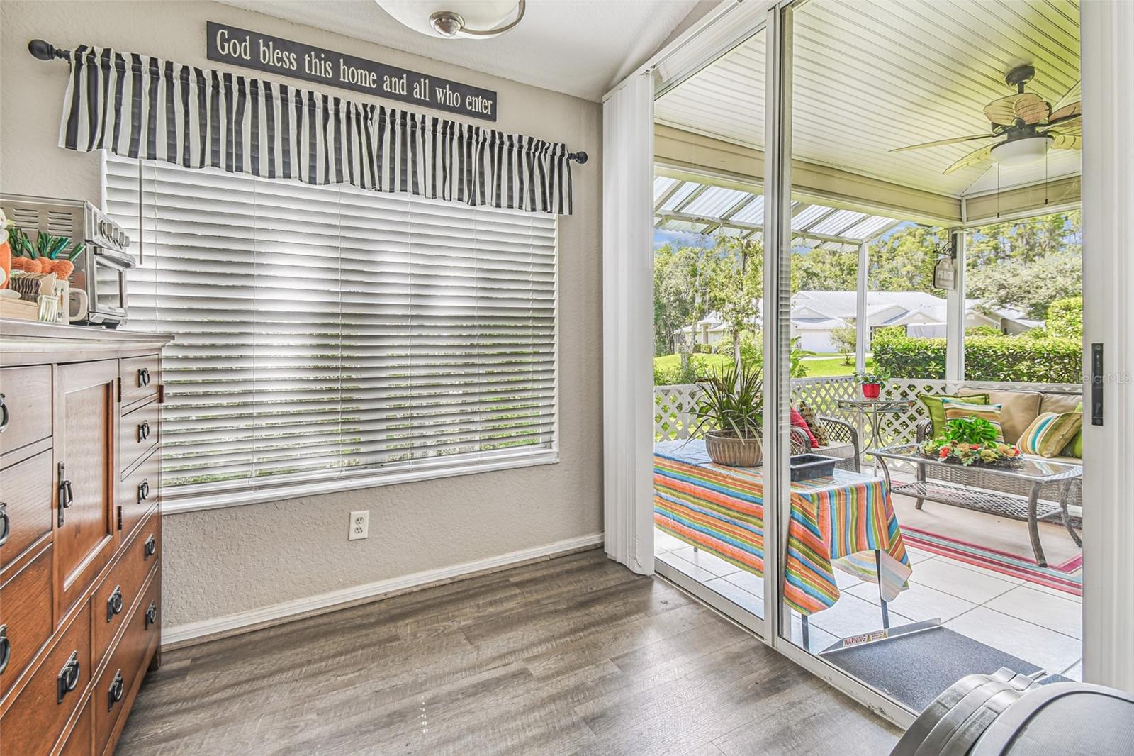 Breakfast Nook to Screened Porch