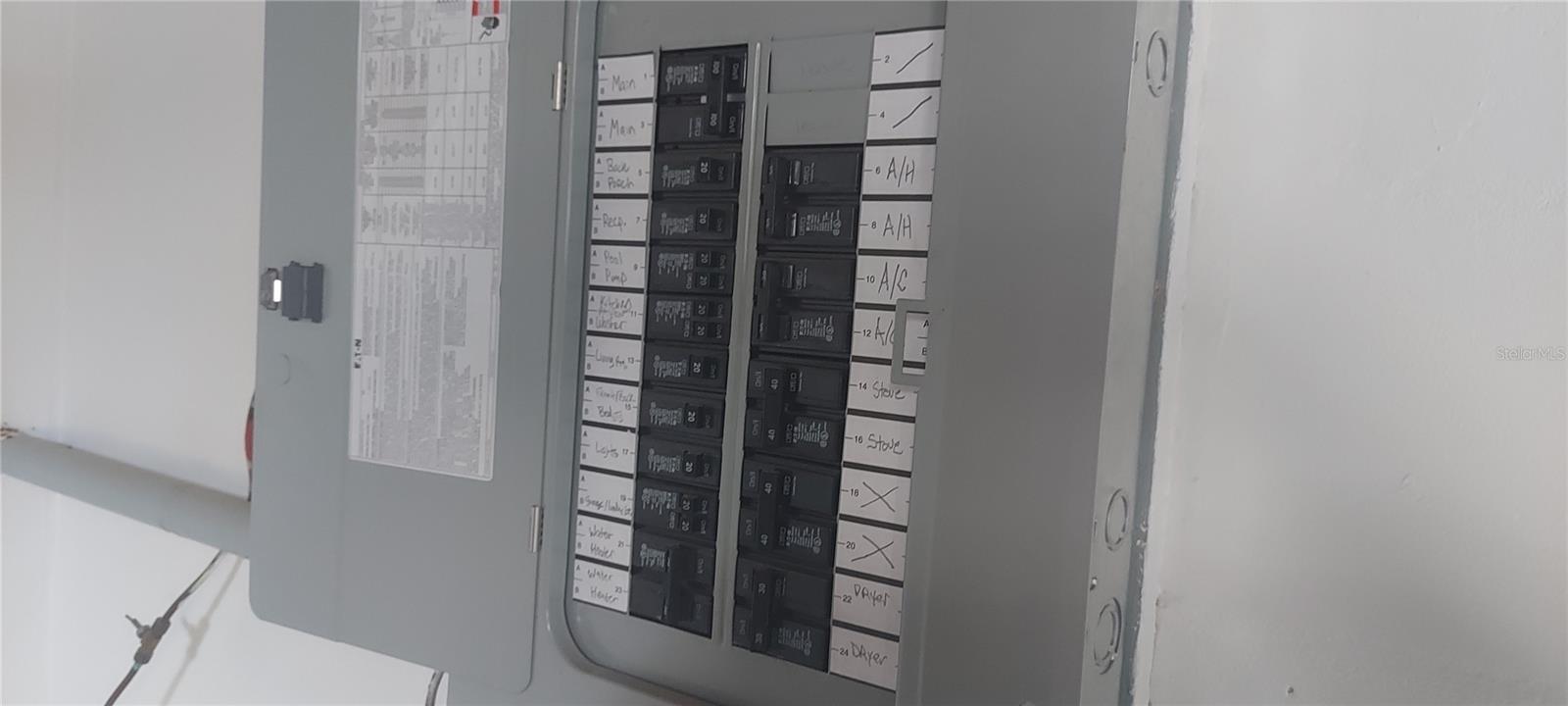 TB8415780