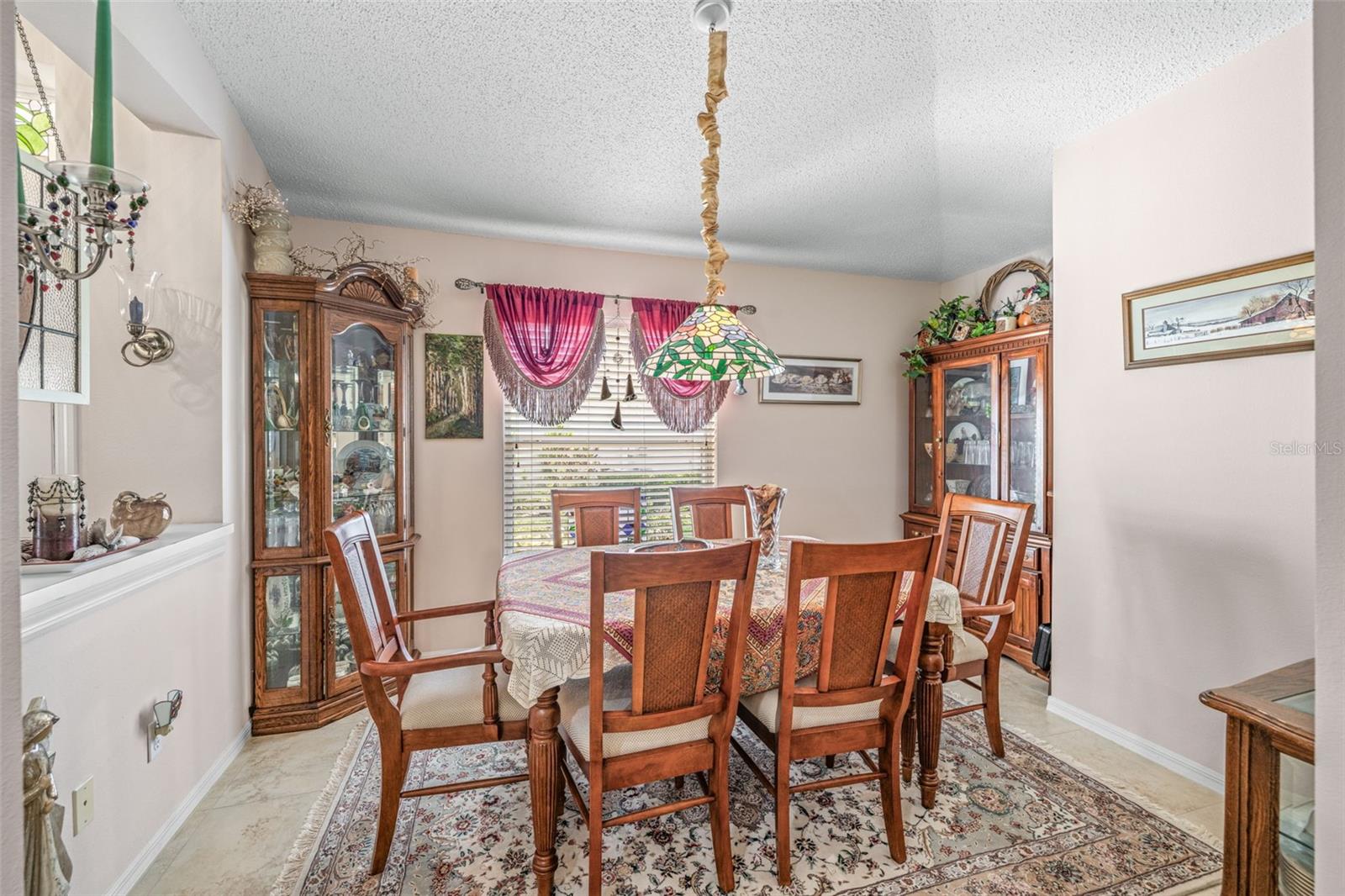 Large dining area or den/office