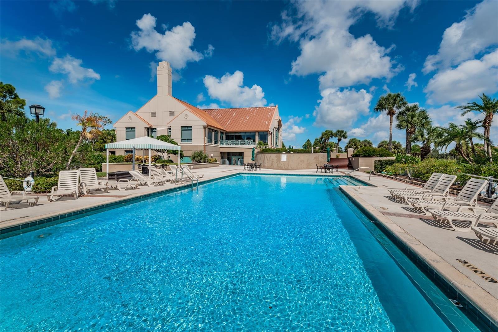 Pool and grill area at the Bayou Club