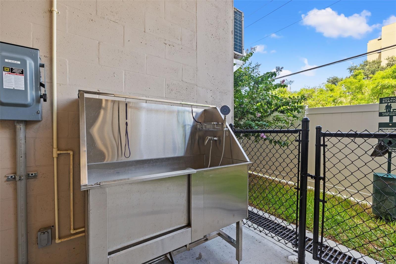 Pet Washing station