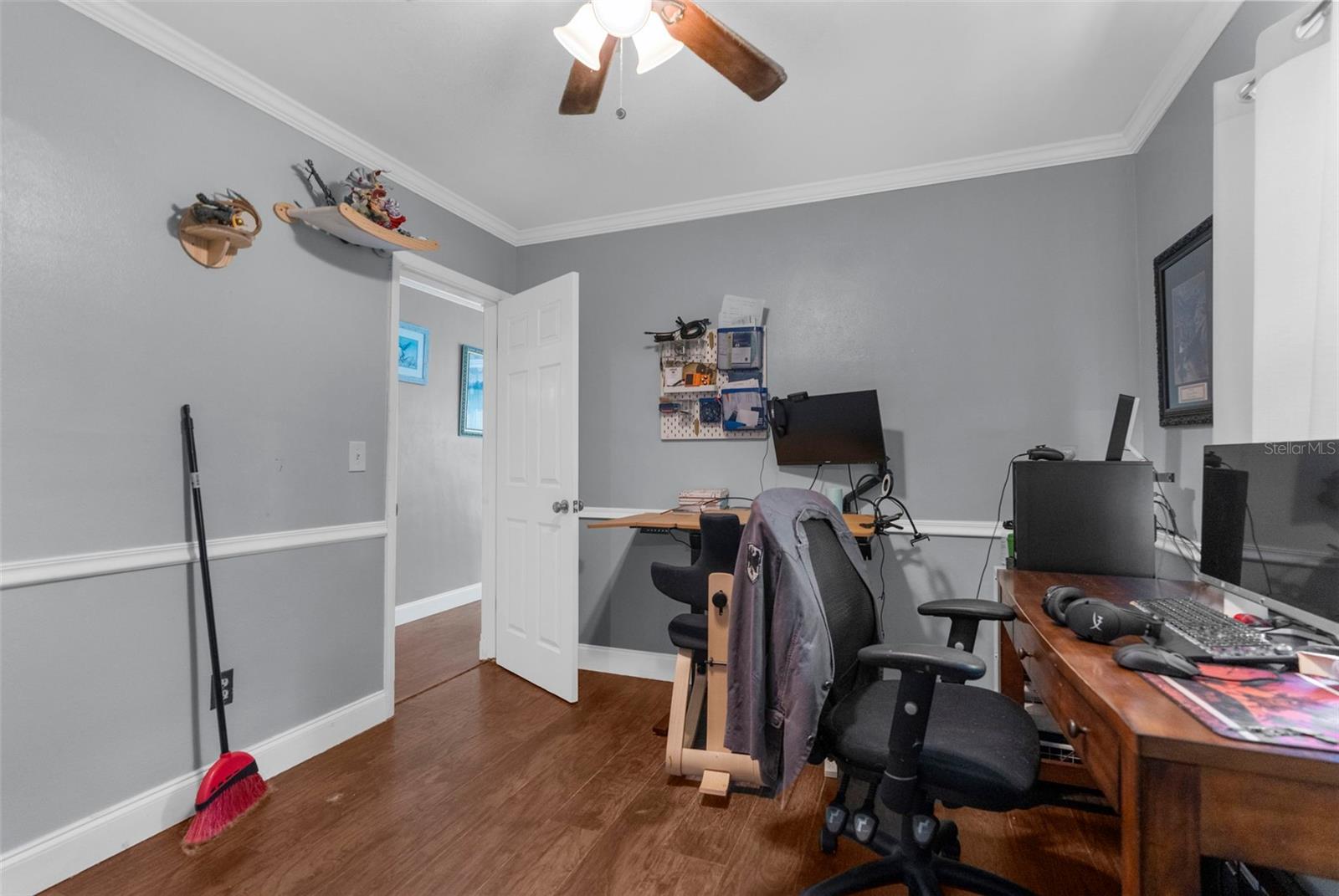 Office / 2nd Bedroom