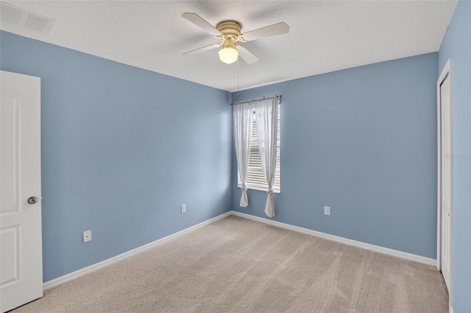 Bedroom No2-2