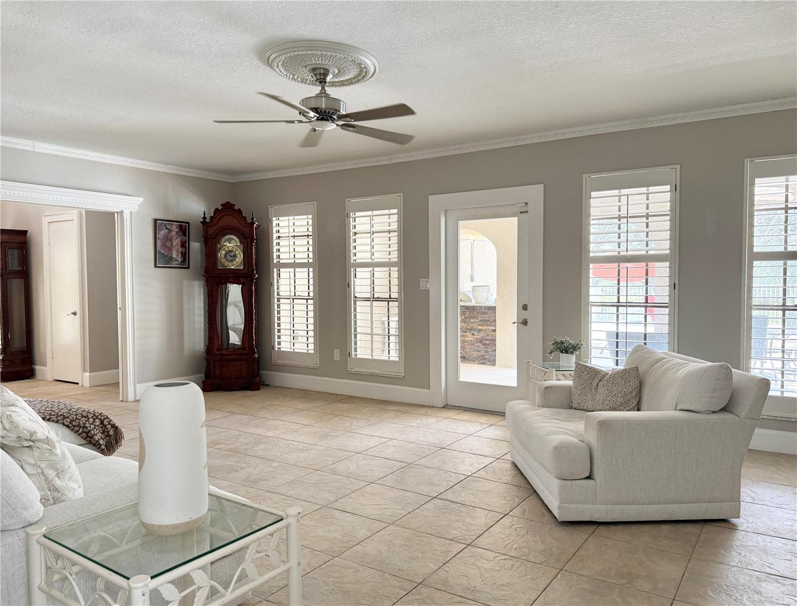 Living Area - French Door to Patio and Pool