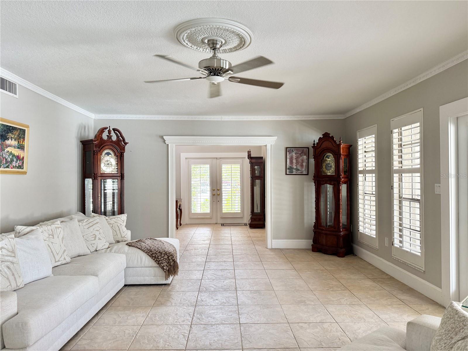Living Area - Light and Bright