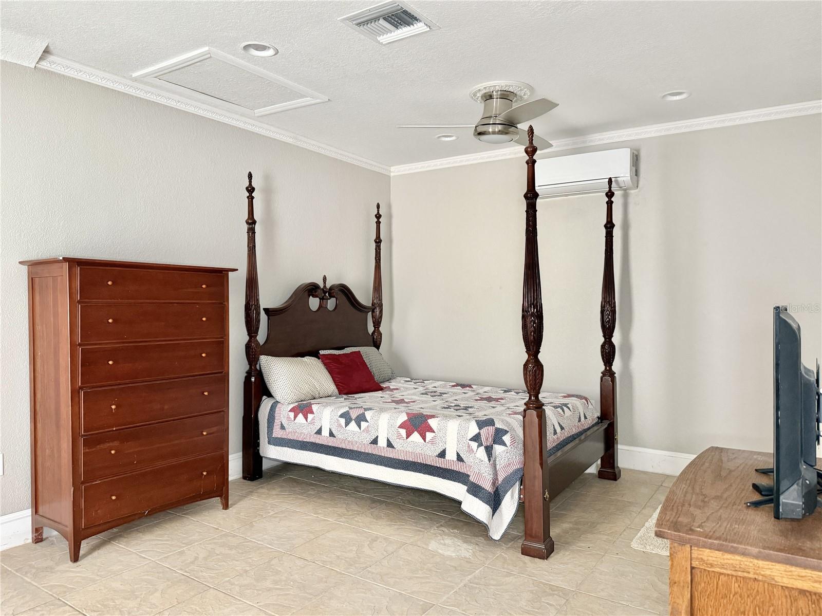 Primary Bedroom - 12 x 17