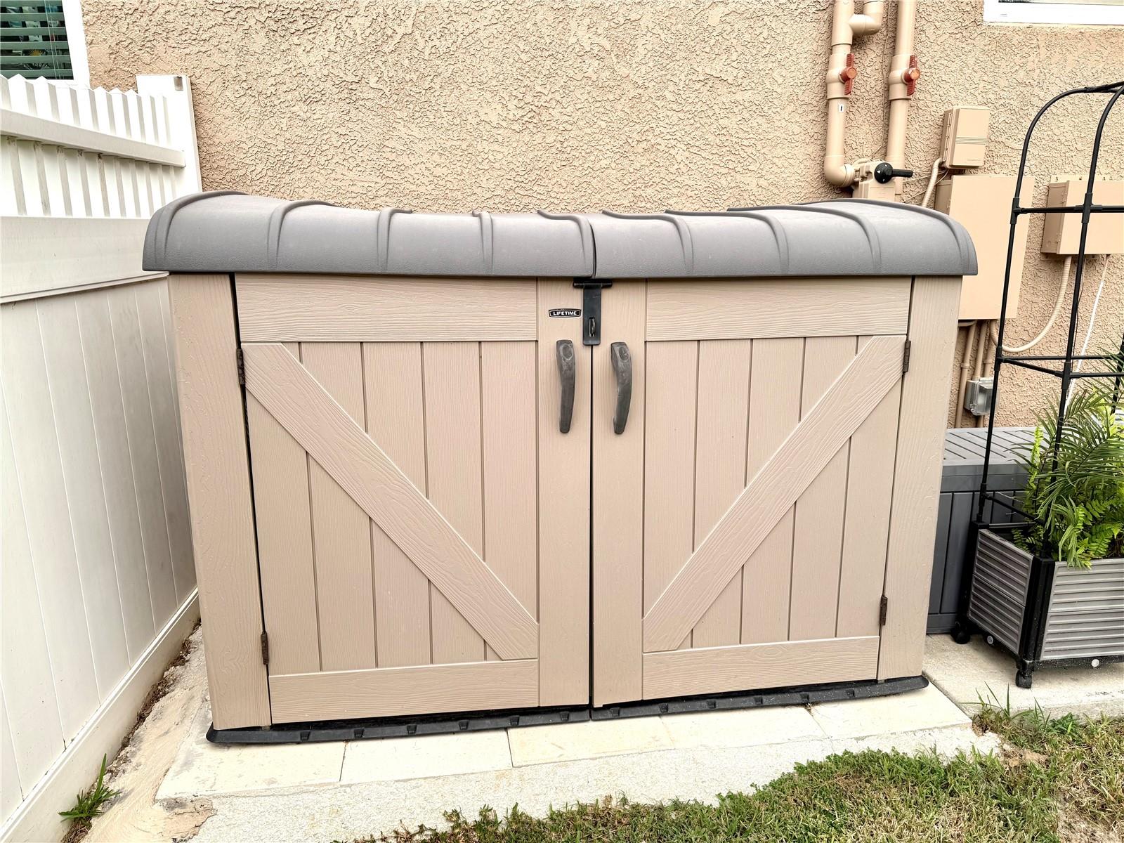One of the storage containers seller will leave if desired