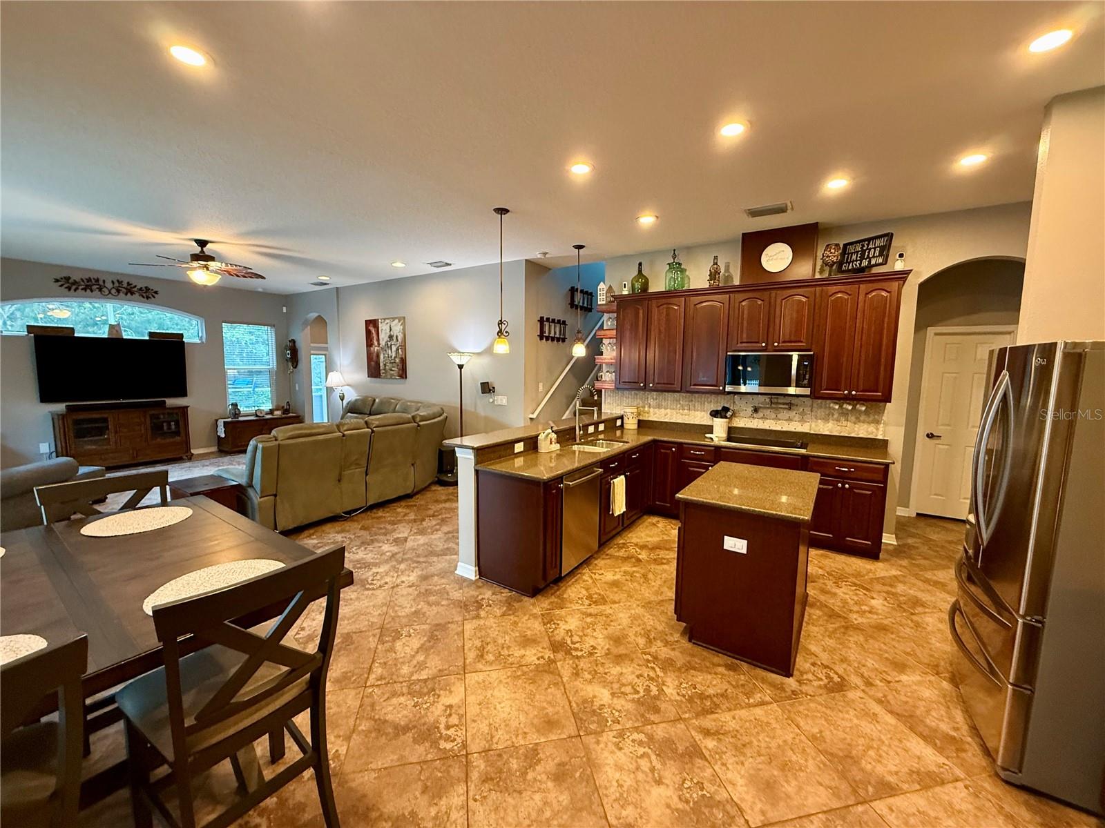 Eat-in Kitchen area