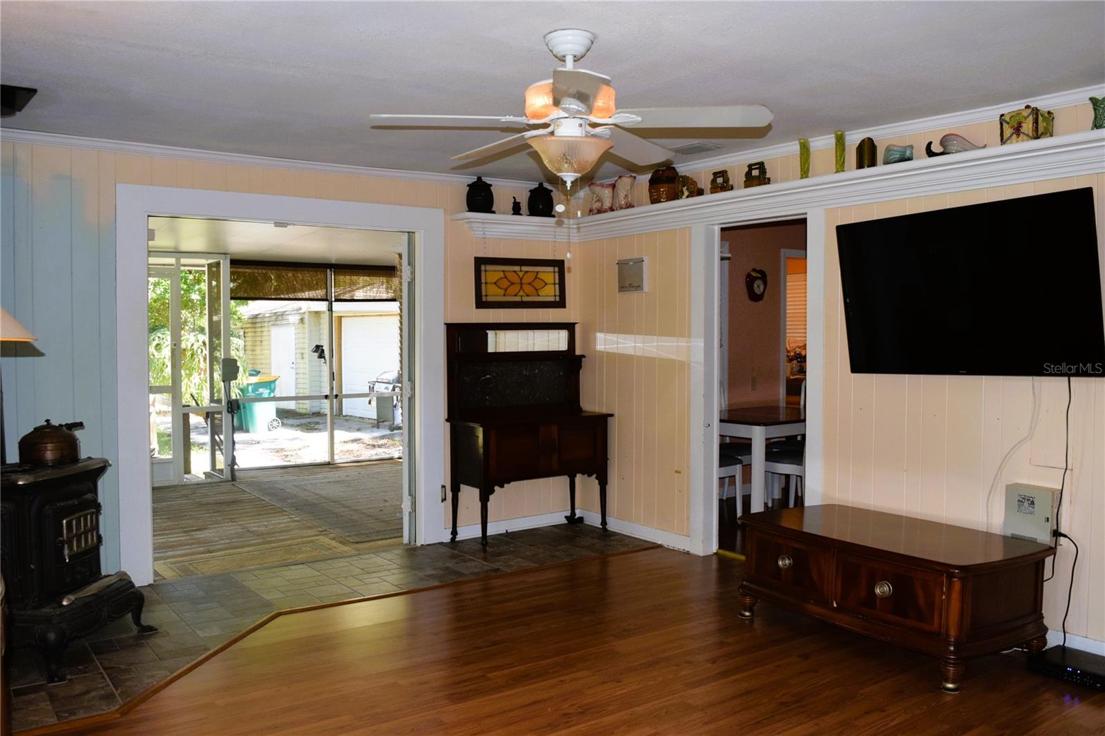 Living Room to Lanai and Kitchen