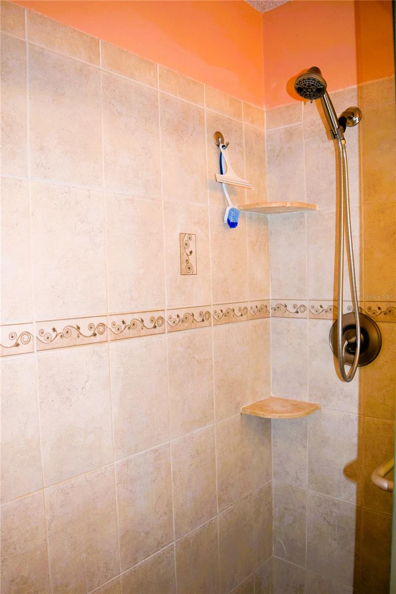 Shower/Glass Doors