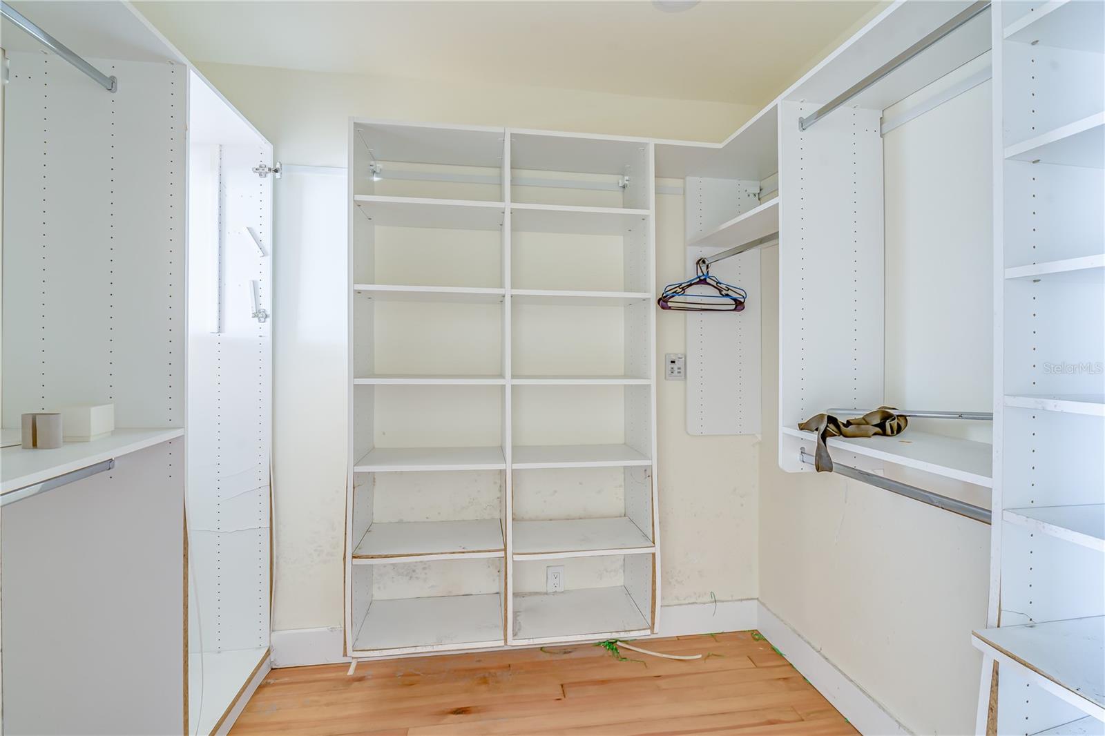 MASTER BEDROOM WALK IN CLOSET
