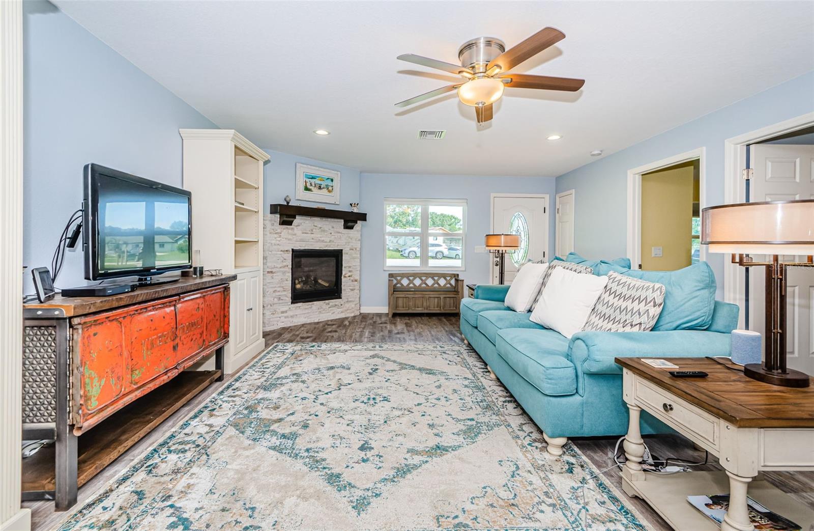 Living Room with Gas Fireplace