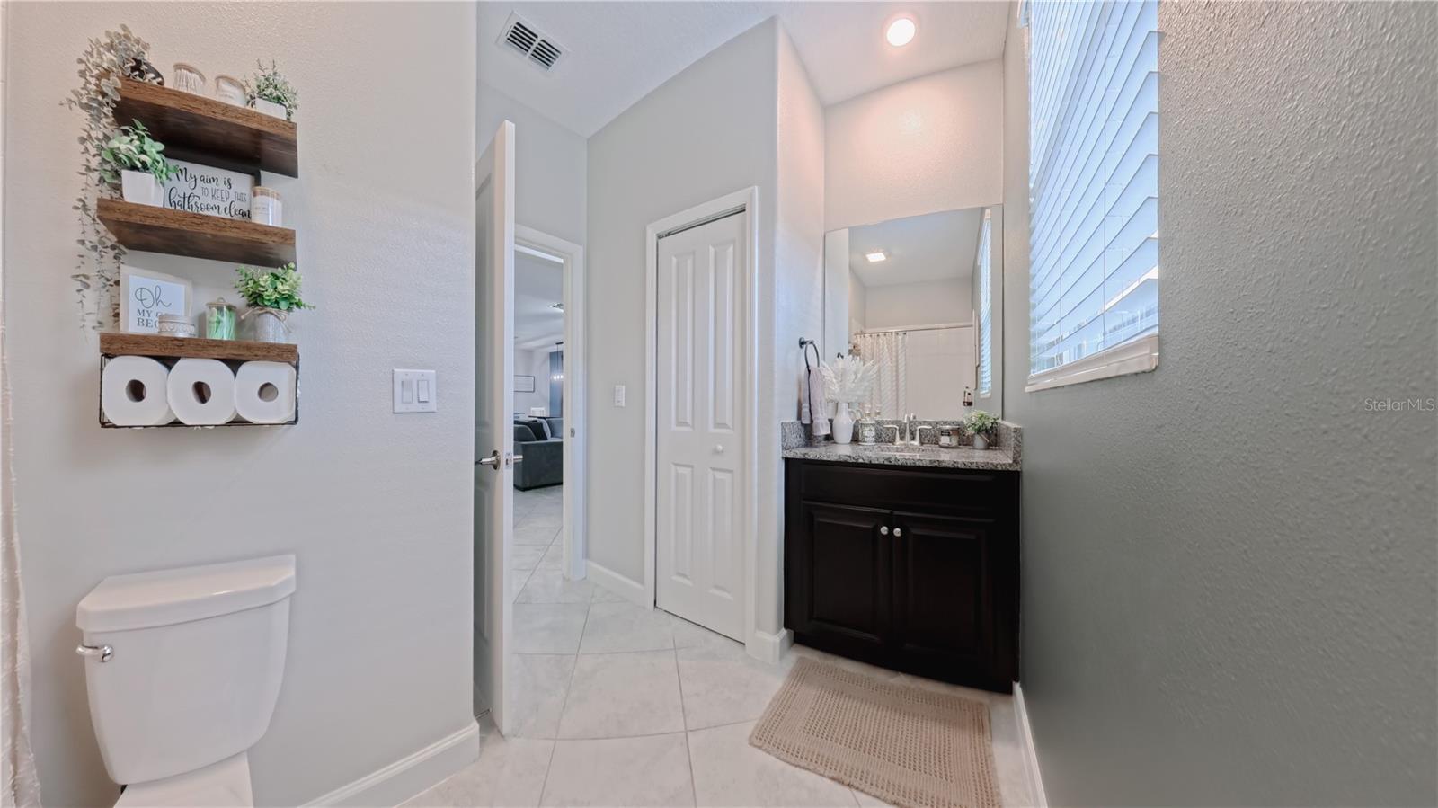 2ND BATHROOM
